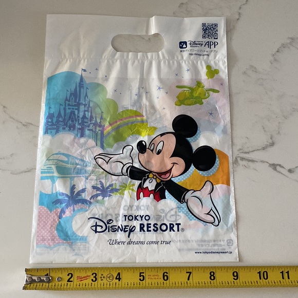 3/$10 Tokyo Disney Resort small shopping bag - Picture 5 of 6